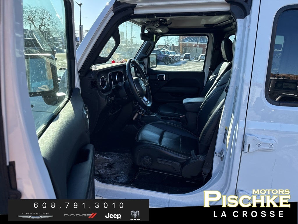 2022 Jeep Wrangler Unlimited Sahara 4x4