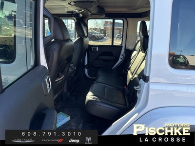 2022 Jeep Wrangler Unlimited Sahara 4x4