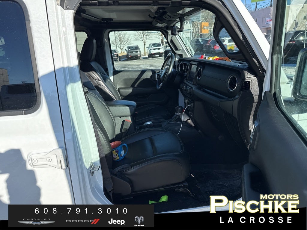 2022 Jeep Wrangler Unlimited Sahara 4x4