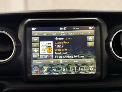 2022 Jeep Wrangler Unlimited Sahara 4x4