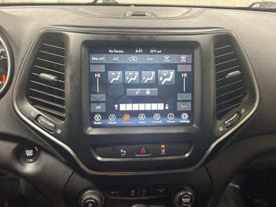 2021 Jeep Cherokee Latitude Lux 4X4