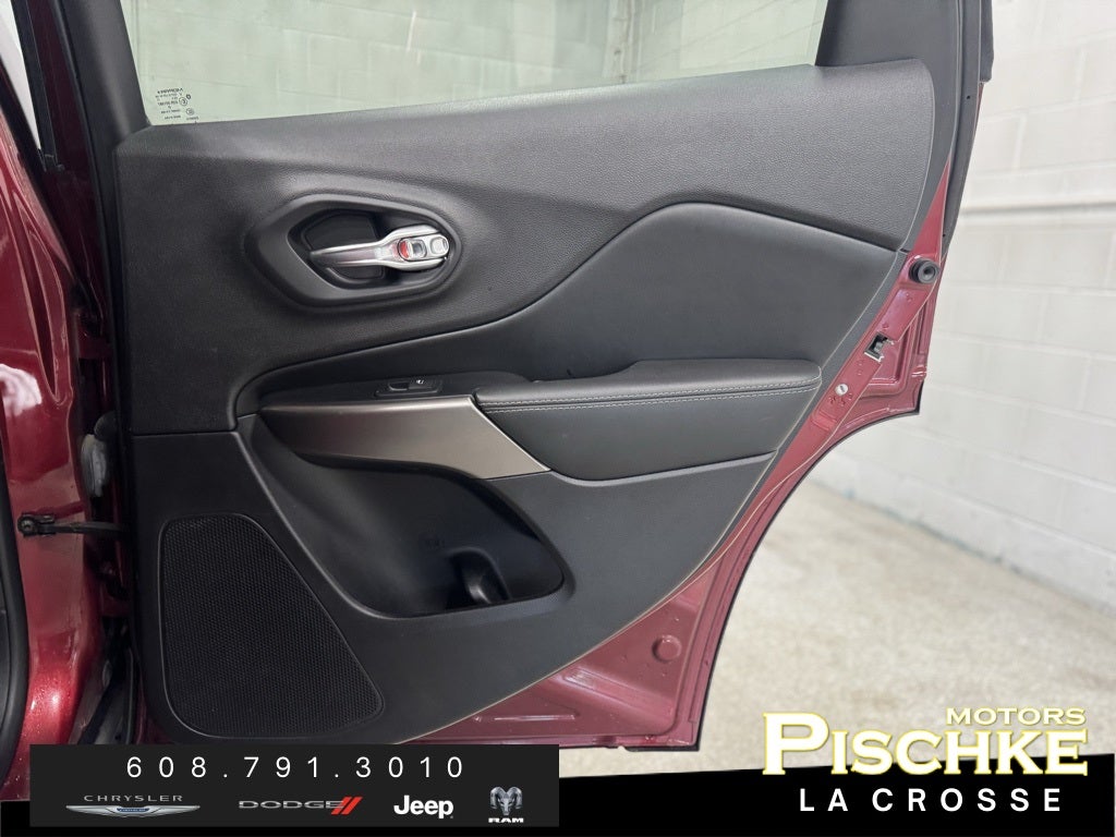 2021 Jeep Cherokee Latitude Lux 4X4