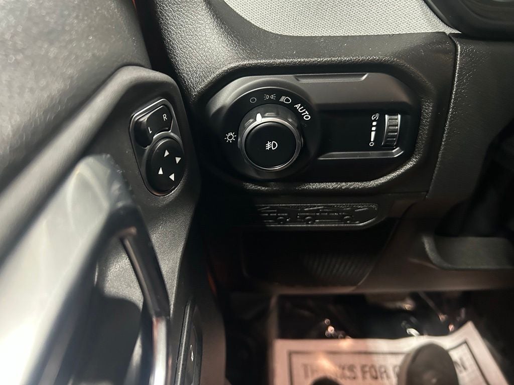 2025 Jeep Wrangler 4-Door Summit 4x4