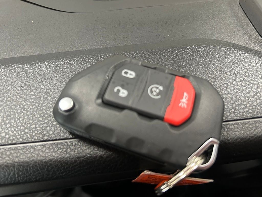2025 Jeep Wrangler 4-Door Summit 4x4