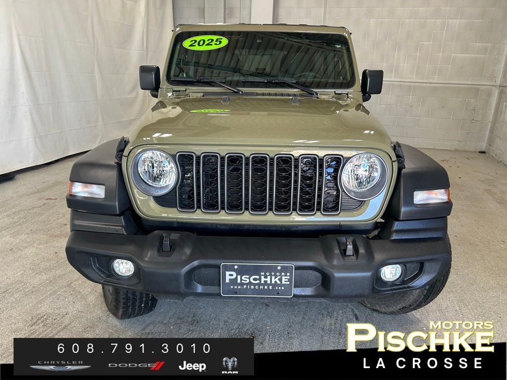 2025 Jeep Wrangler 4-Door Summit 4x4