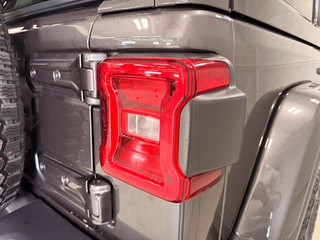 2027 Jeep Wrangler WRANGLER 4-DOOR SAHARA