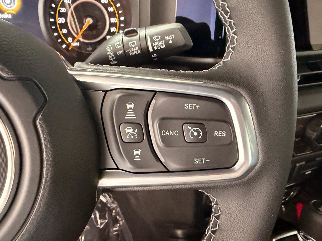 2027 Jeep Wrangler WRANGLER 4-DOOR SAHARA