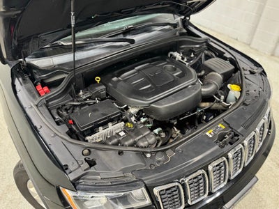 2021 Jeep Grand Cherokee Laredo X 4x4