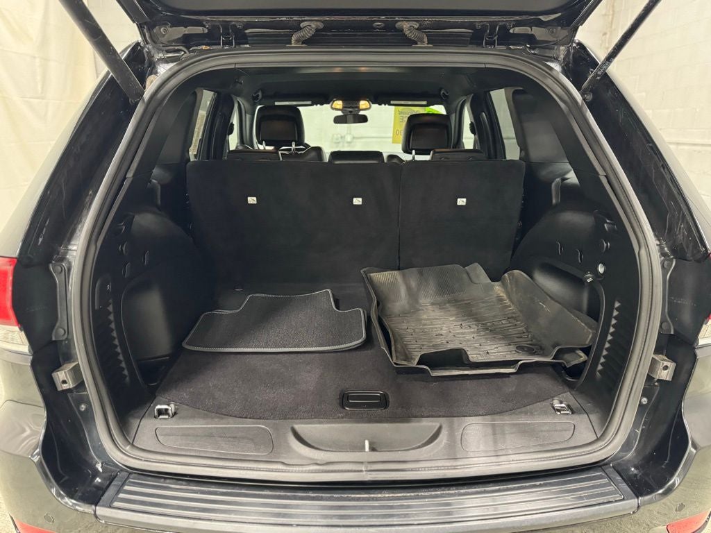 2021 Jeep Grand Cherokee Laredo X 4x4