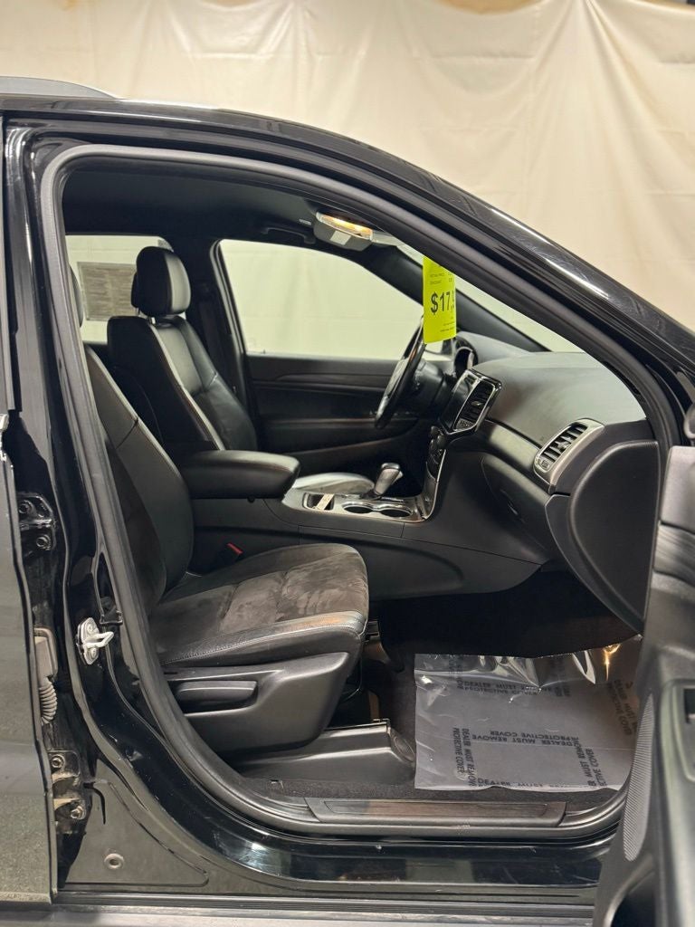 2021 Jeep Grand Cherokee Laredo X 4x4