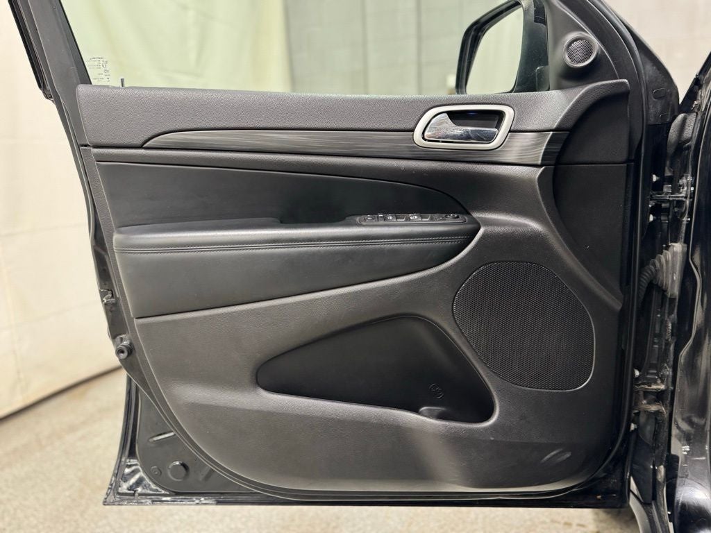 2021 Jeep Grand Cherokee Laredo X 4x4