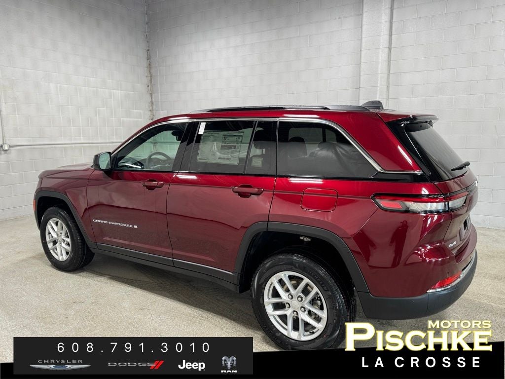 2026 Jeep Grand Cherokee GRAND CHEROKEE LAREDO X 4X4