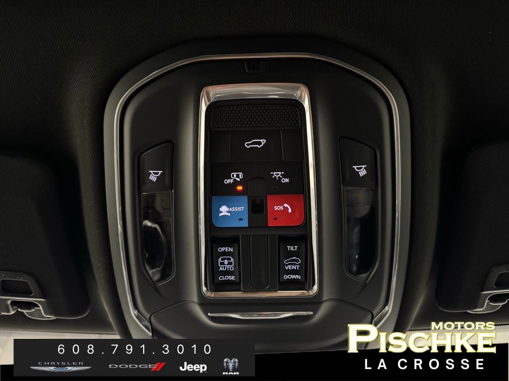 2026 Jeep Grand Cherokee GRAND CHEROKEE LAREDO X 4X4