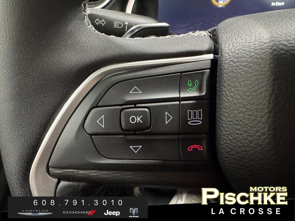 2026 Jeep Grand Cherokee GRAND CHEROKEE LAREDO X 4X4