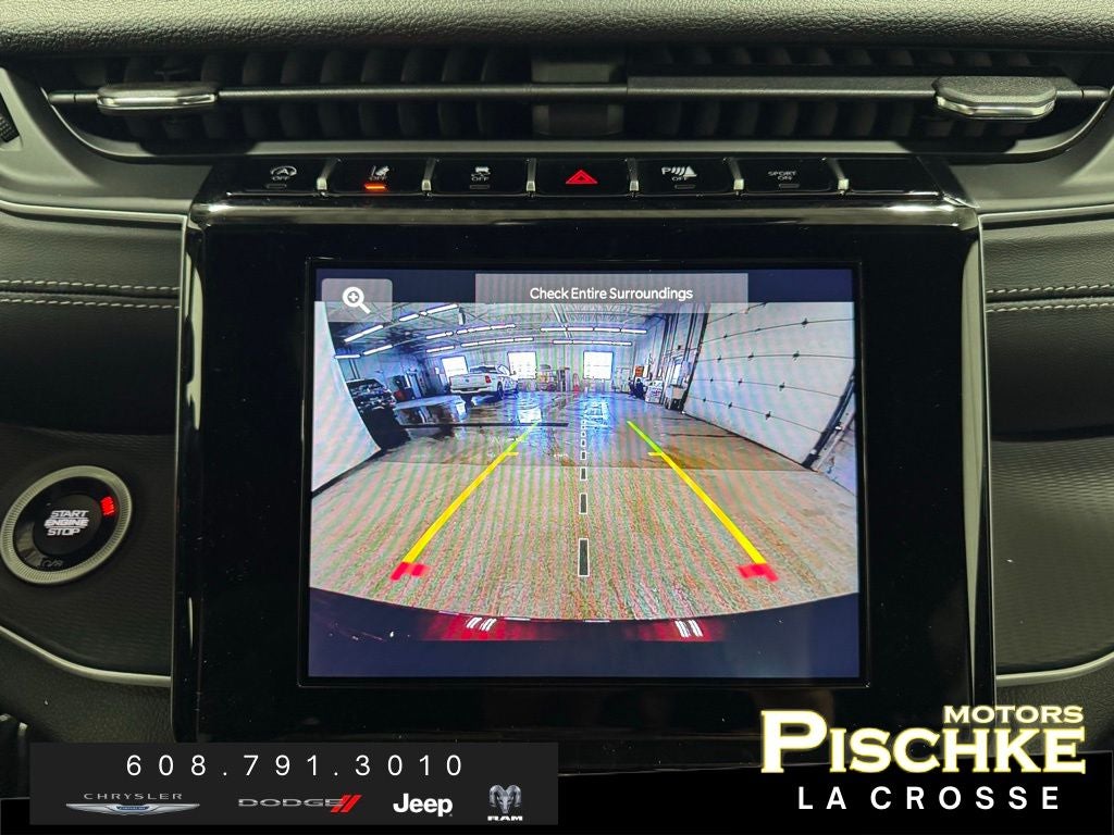 2026 Jeep Grand Cherokee GRAND CHEROKEE LAREDO X 4X4