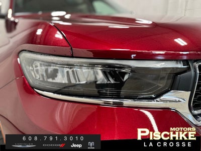 2026 Jeep Grand Cherokee GRAND CHEROKEE LAREDO X 4X4