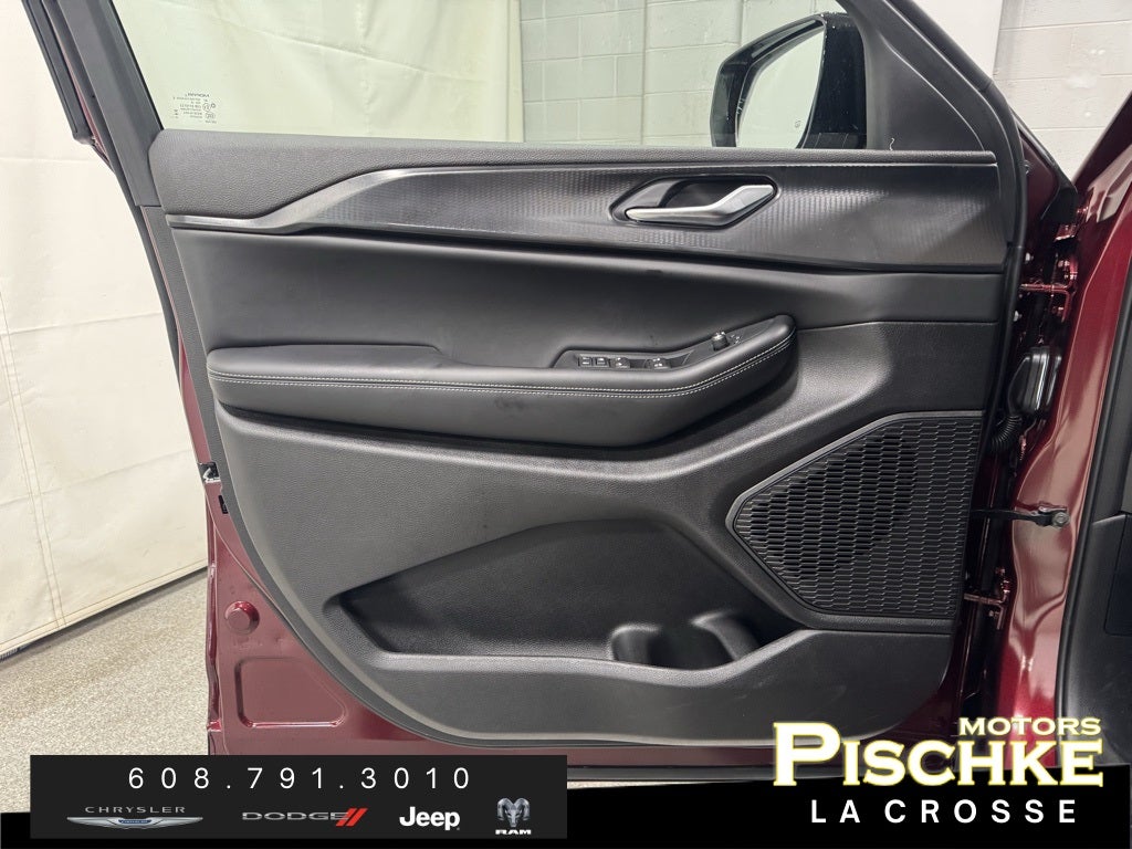 2025 Jeep Grand Cherokee GRAND CHEROKEE ALTITUDE 4X4