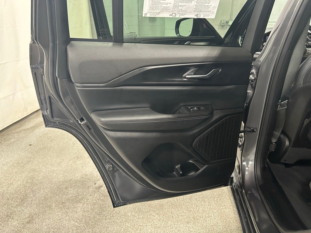 2024 Jeep Grand Cherokee Laredo 4x4