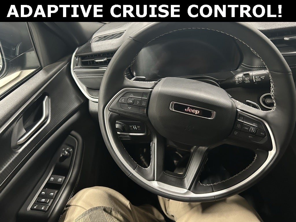 2024 Jeep Grand Cherokee Laredo 4x4