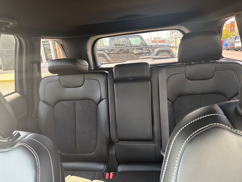 2025 Jeep Grand Cherokee Altitude 4x4