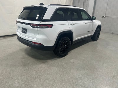 2026 Jeep Grand Cherokee GRAND CHEROKEE LAREDO ALTITUDE 4X4