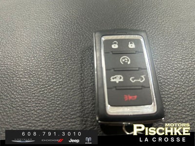 2026 Jeep Grand Cherokee GRAND CHEROKEE LAREDO ALTITUDE 4X4