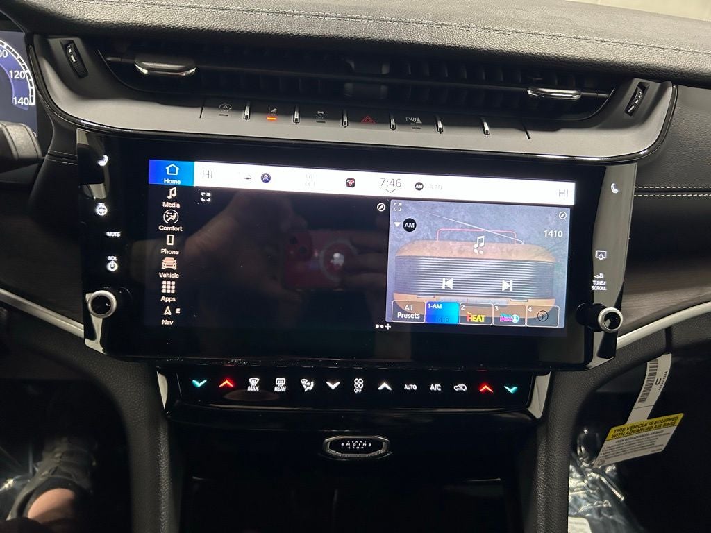 2026 Jeep Grand Cherokee GRAND CHEROKEE LAREDO ALTITUDE 4X4