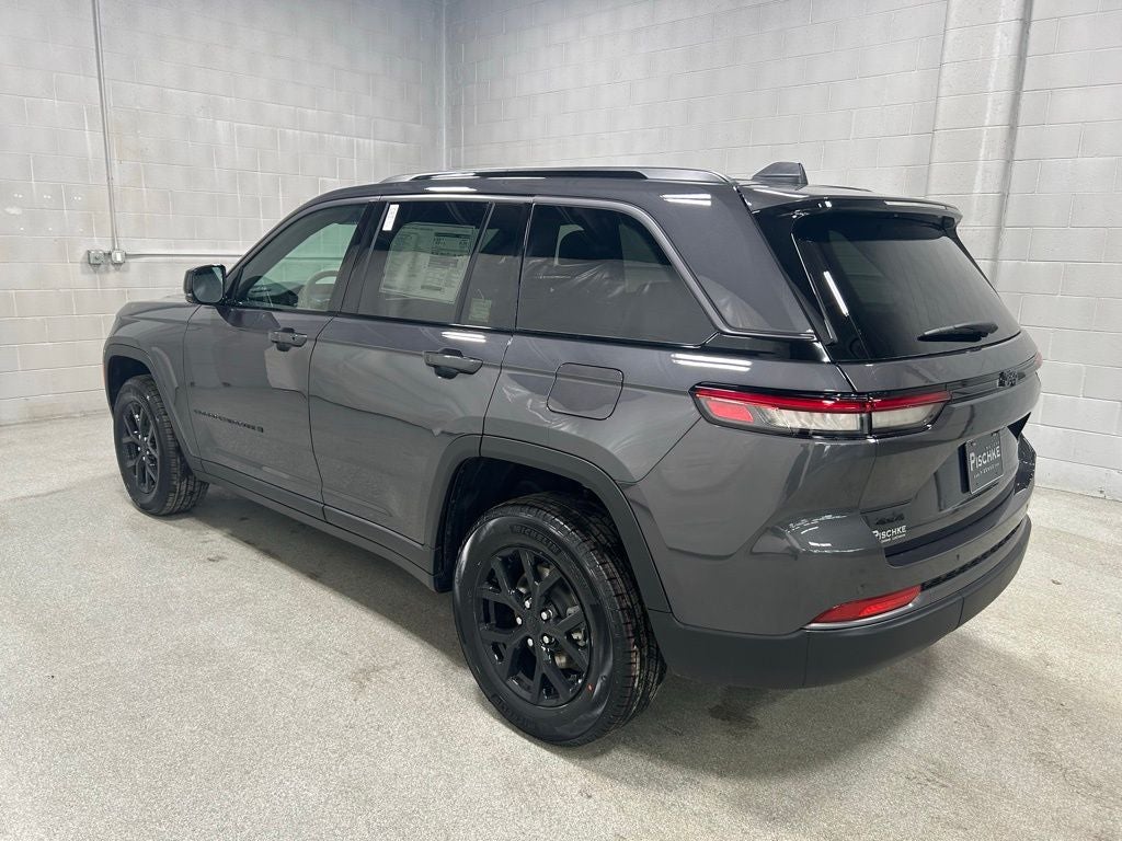 2026 Jeep Grand Cherokee GRAND CHEROKEE LAREDO ALTITUDE 4X4