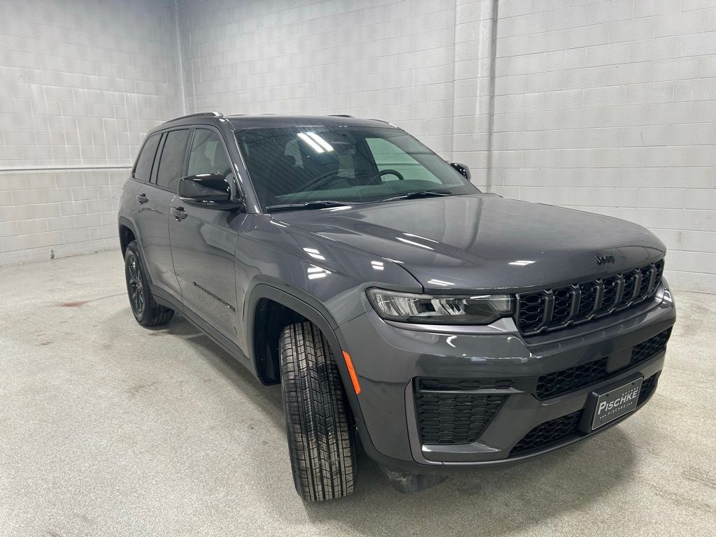 2026 Jeep Grand Cherokee GRAND CHEROKEE LAREDO ALTITUDE 4X4