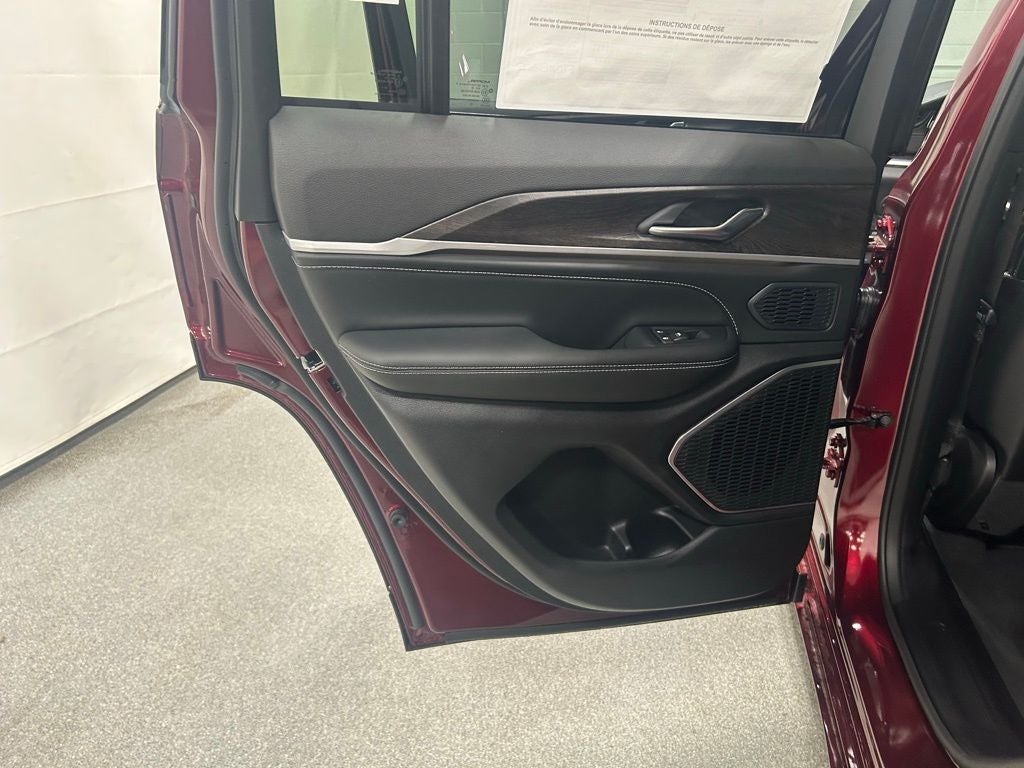 2026 Jeep Grand Cherokee GRAND CHEROKEE LIMITED RESERVE 4X4