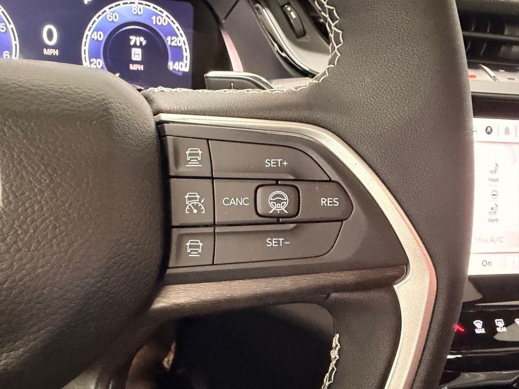 2027 Jeep Grand Cherokee GRAND CHEROKEE LIMITED RESERVE 4X4