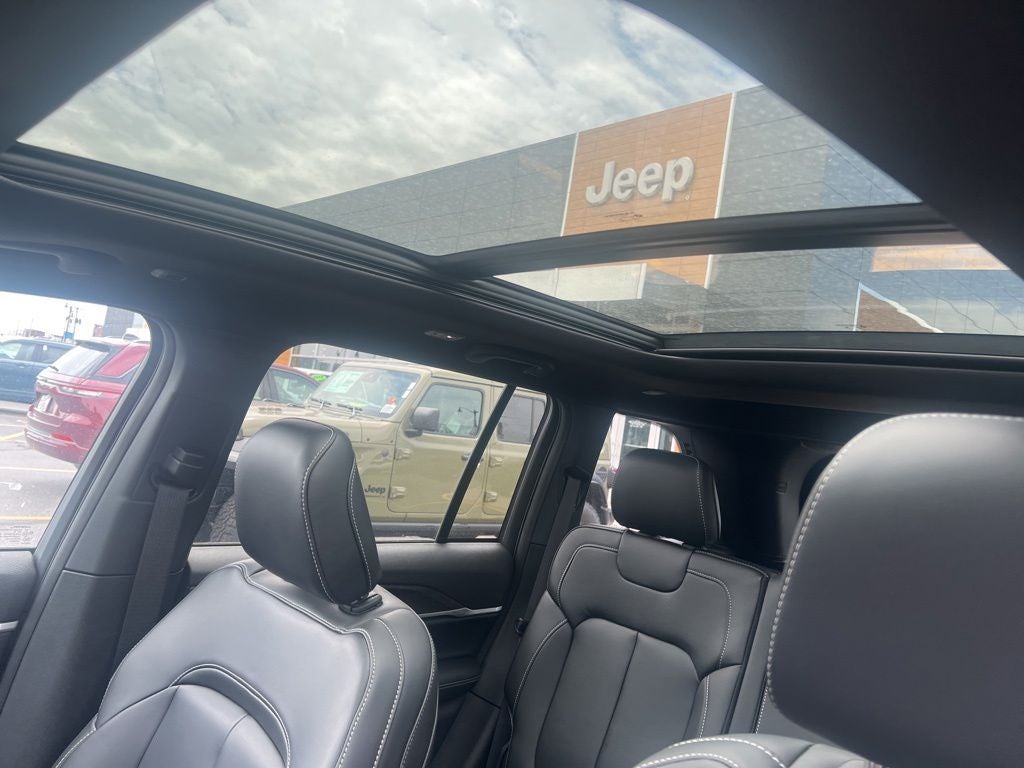 2026 Jeep Grand Cherokee GRAND CHEROKEE LIMITED 4X4
