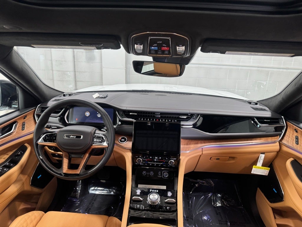 2025 Jeep Grand Cherokee GRAND CHEROKEE SUMMIT RESERVE 4X4