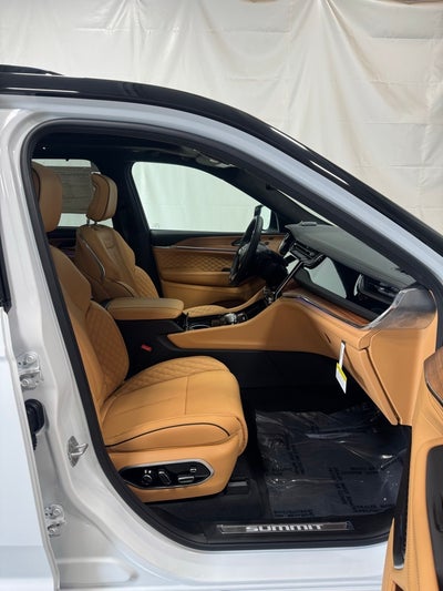 2025 Jeep Grand Cherokee GRAND CHEROKEE SUMMIT RESERVE 4X4