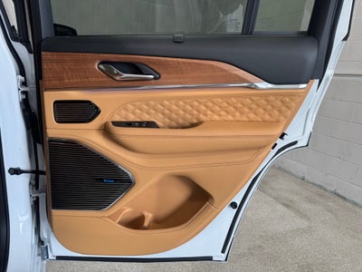2025 Jeep Grand Cherokee GRAND CHEROKEE SUMMIT RESERVE 4X4