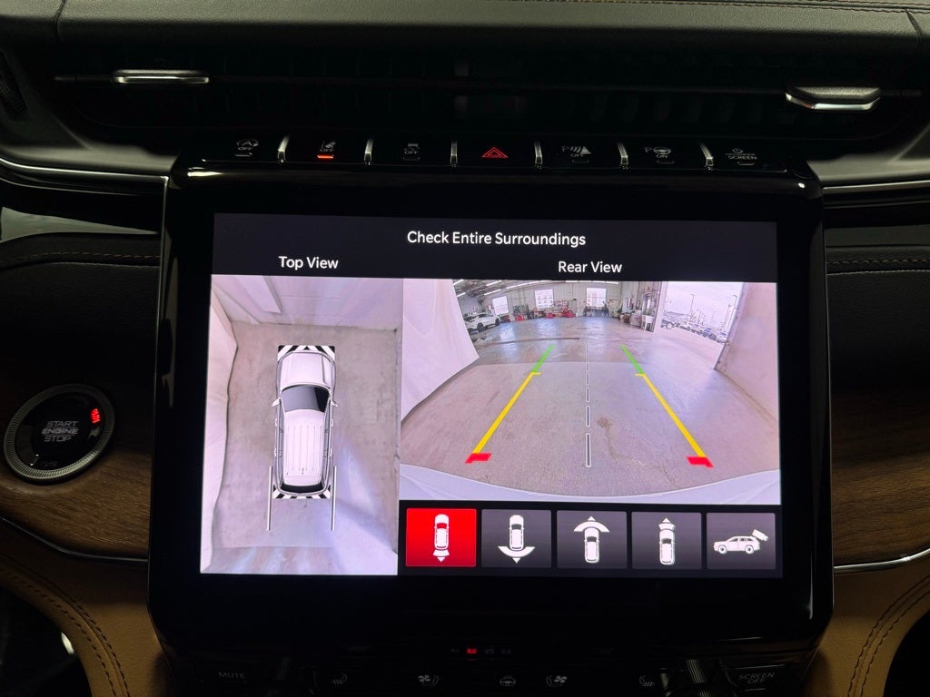 2025 Jeep Grand Cherokee GRAND CHEROKEE SUMMIT RESERVE 4X4