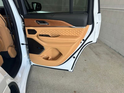 2026 Jeep Grand Cherokee GRAND CHEROKEE SUMMIT 4X4