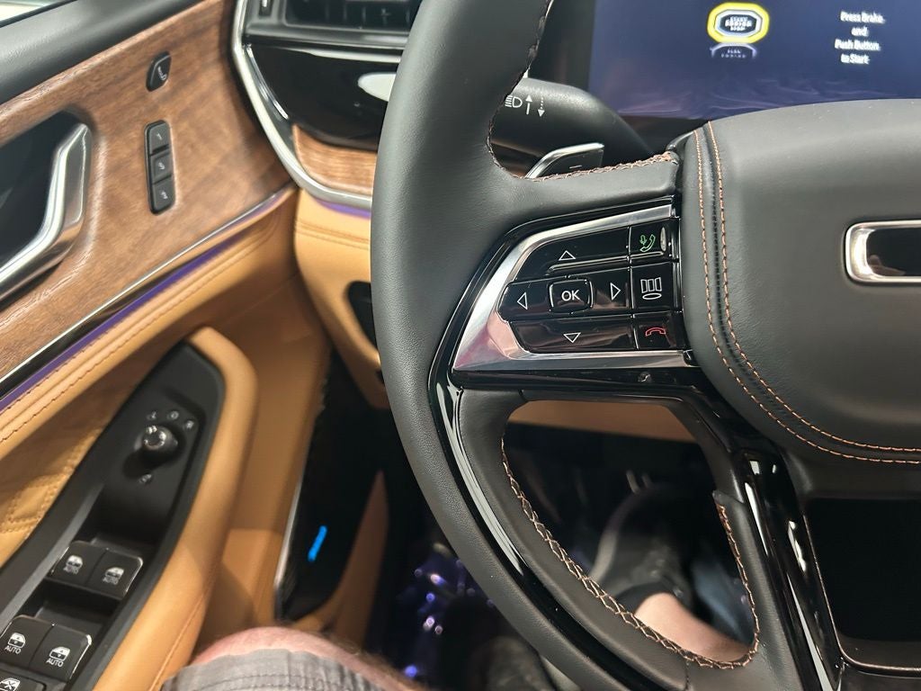 2026 Jeep Grand Cherokee GRAND CHEROKEE SUMMIT 4X4