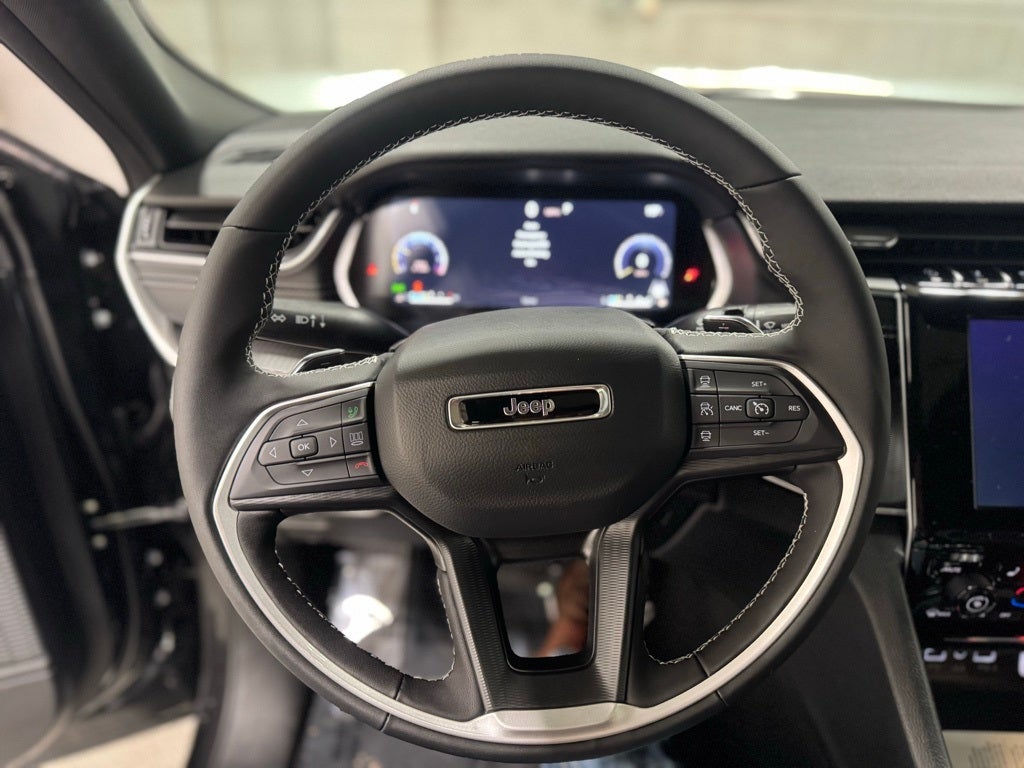 2025 Jeep Grand Cherokee GRAND CHEROKEE L ALTITUDE X 4X4