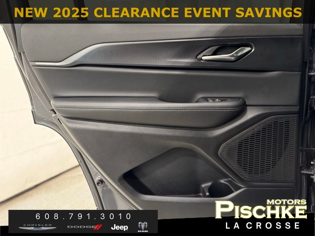 2025 Jeep Grand Cherokee GRAND CHEROKEE L ALTITUDE X 4X4