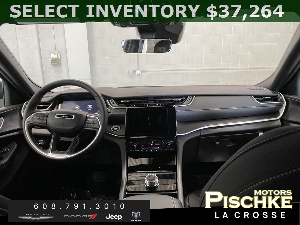 2025 Jeep Grand Cherokee GRAND CHEROKEE L LAREDO 4X4