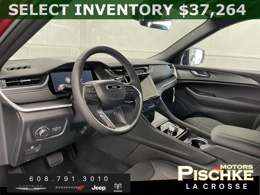 2025 Jeep Grand Cherokee GRAND CHEROKEE L LAREDO 4X4