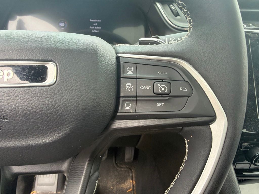 2023 Jeep Grand Cherokee L Altitude 4x4