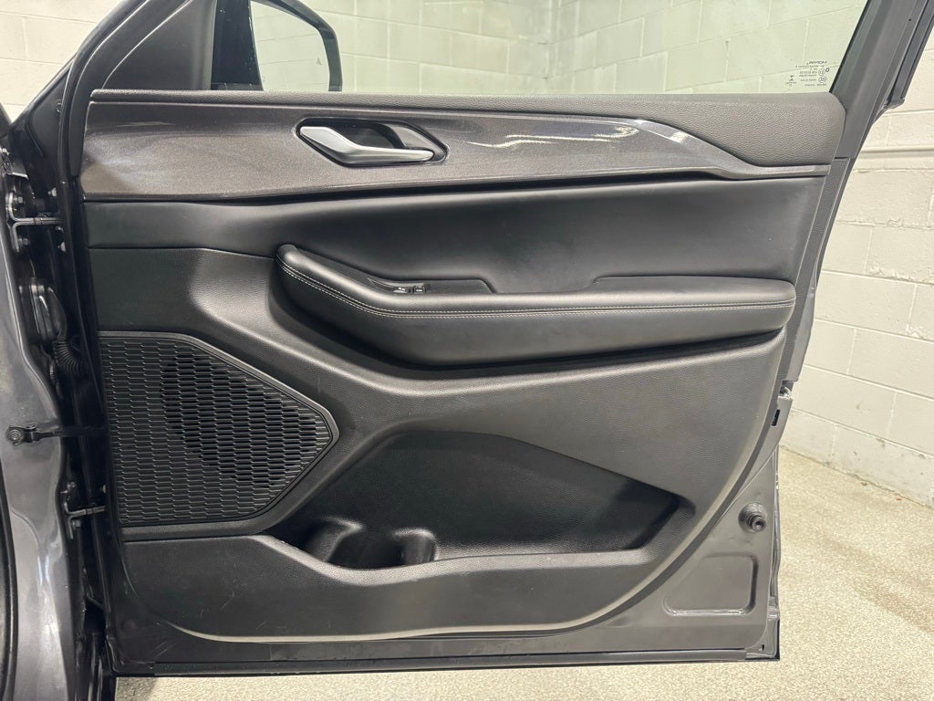 2023 Jeep Grand Cherokee L Altitude 4x4