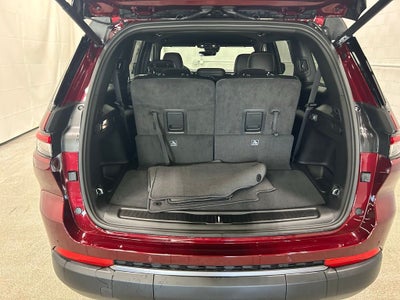 2026 Jeep Grand Cherokee GRAND CHEROKEE L LAREDO ALTITUDE 4X4