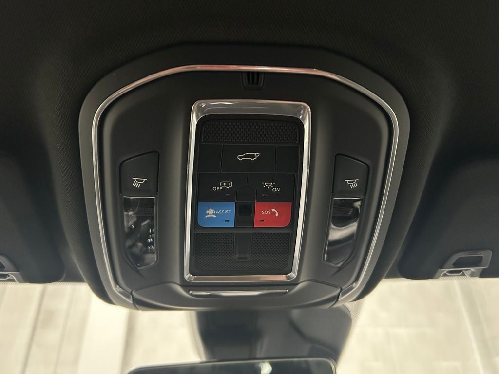 2026 Jeep Grand Cherokee GRAND CHEROKEE L LAREDO ALTITUDE 4X4