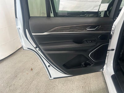 2026 Jeep Grand Cherokee Limited Reserve 4x4