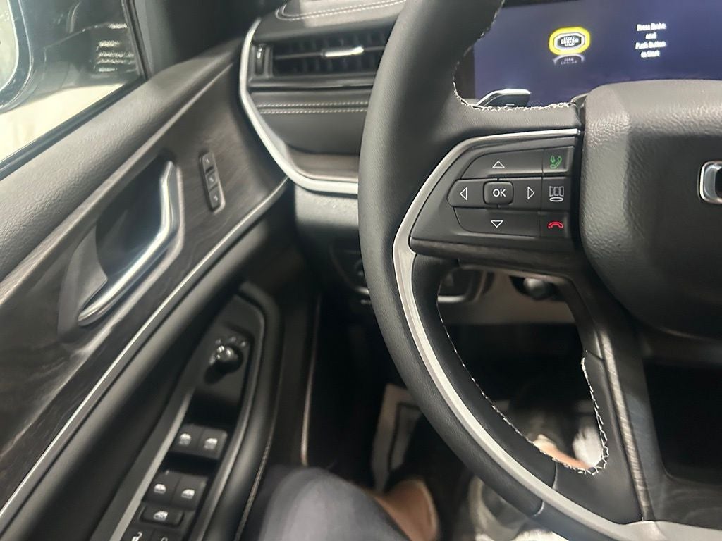 2026 Jeep Grand Cherokee Limited Reserve 4x4