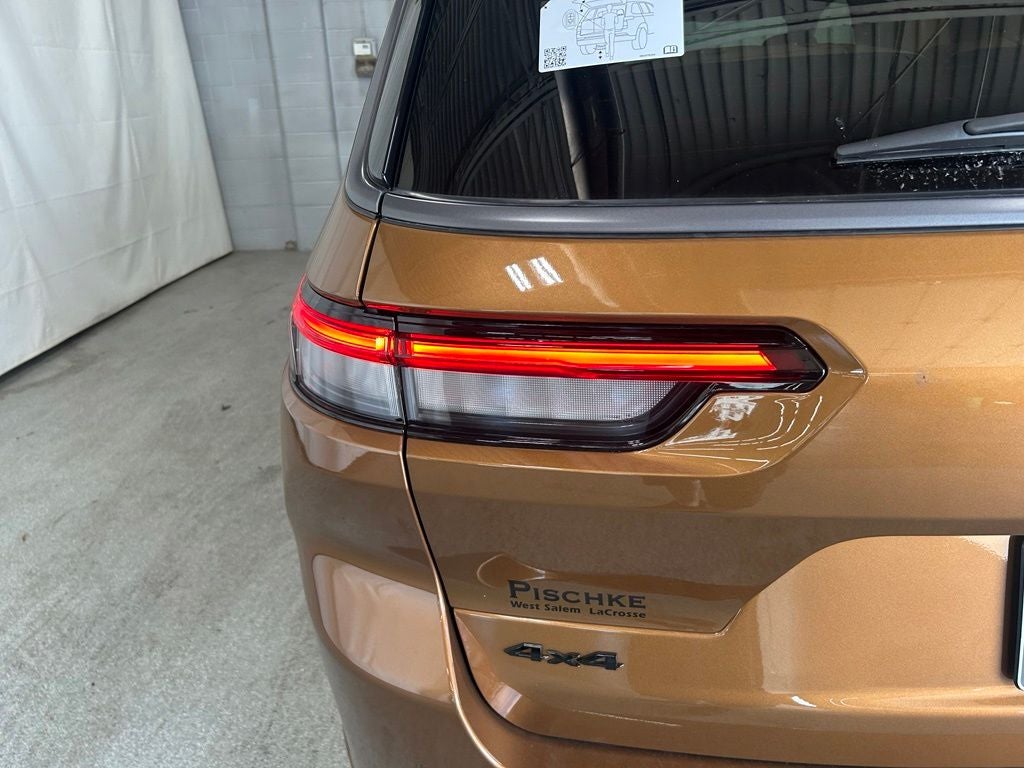 2026 Jeep Grand Cherokee GRAND CHEROKEE L SUMMIT 4X4