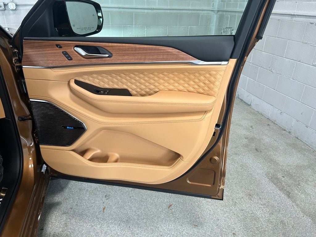 2026 Jeep Grand Cherokee GRAND CHEROKEE L SUMMIT 4X4